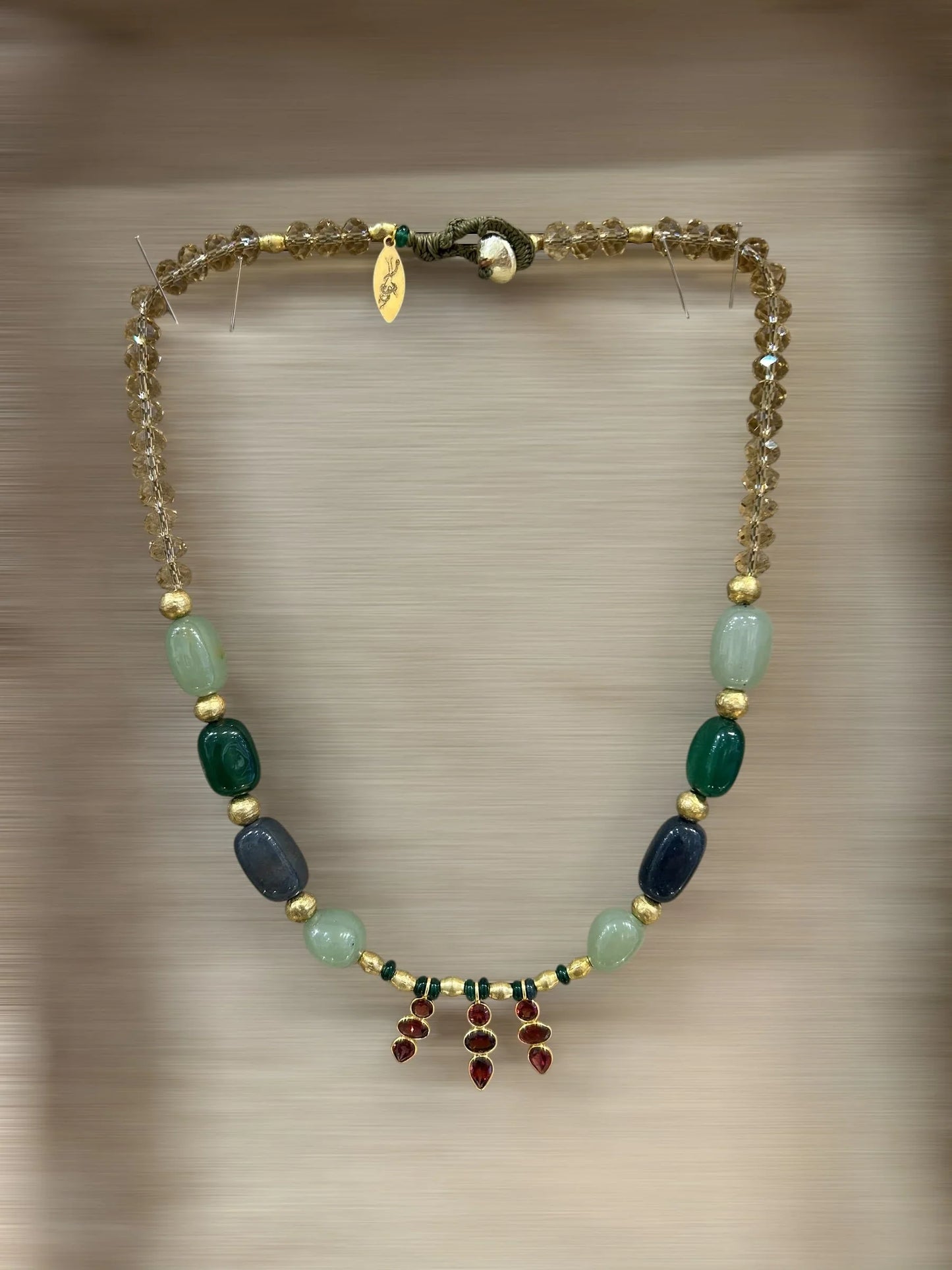 TANIT – CHAMPAGNE / VERT D'EAU / VERT FONCÉ / GRIS LÈSE-MAJESTÉ