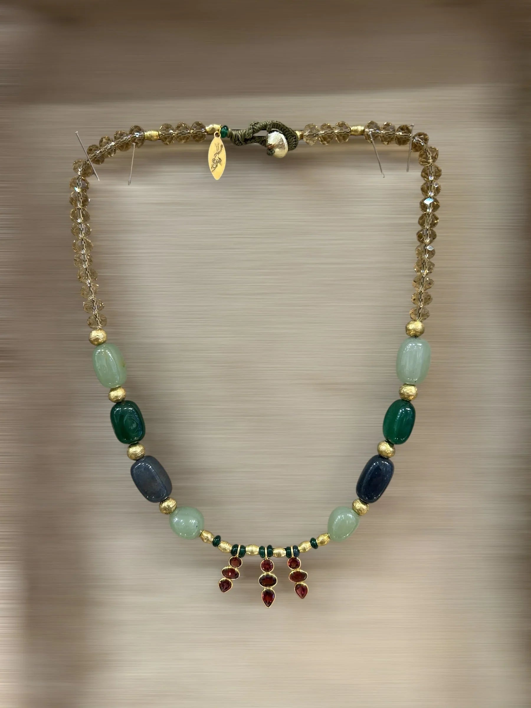 TANIT – CHAMPAGNE / VERT D'EAU / VERT FONCÉ / GRIS LÈSE-MAJESTÉ