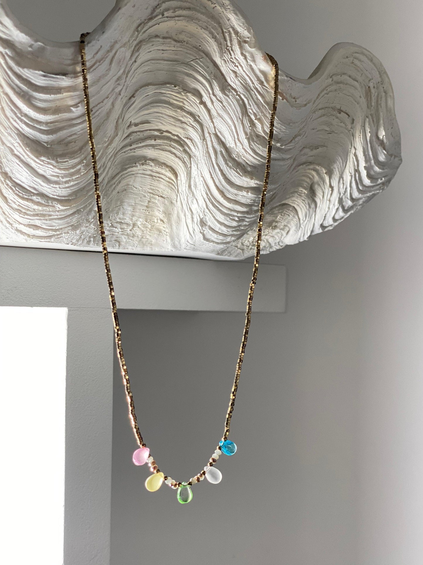 COLLIER "PEPITES" - 50cm - doré - multicolore Lèse-Majesté