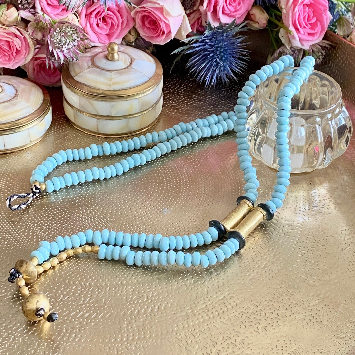 COLLIER" PETRA" - Bleu ciel Lèse-Majesté