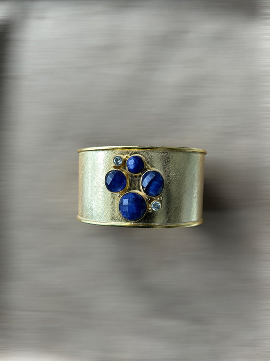 MANCHETTE TALISMAN Lèse-Majesté