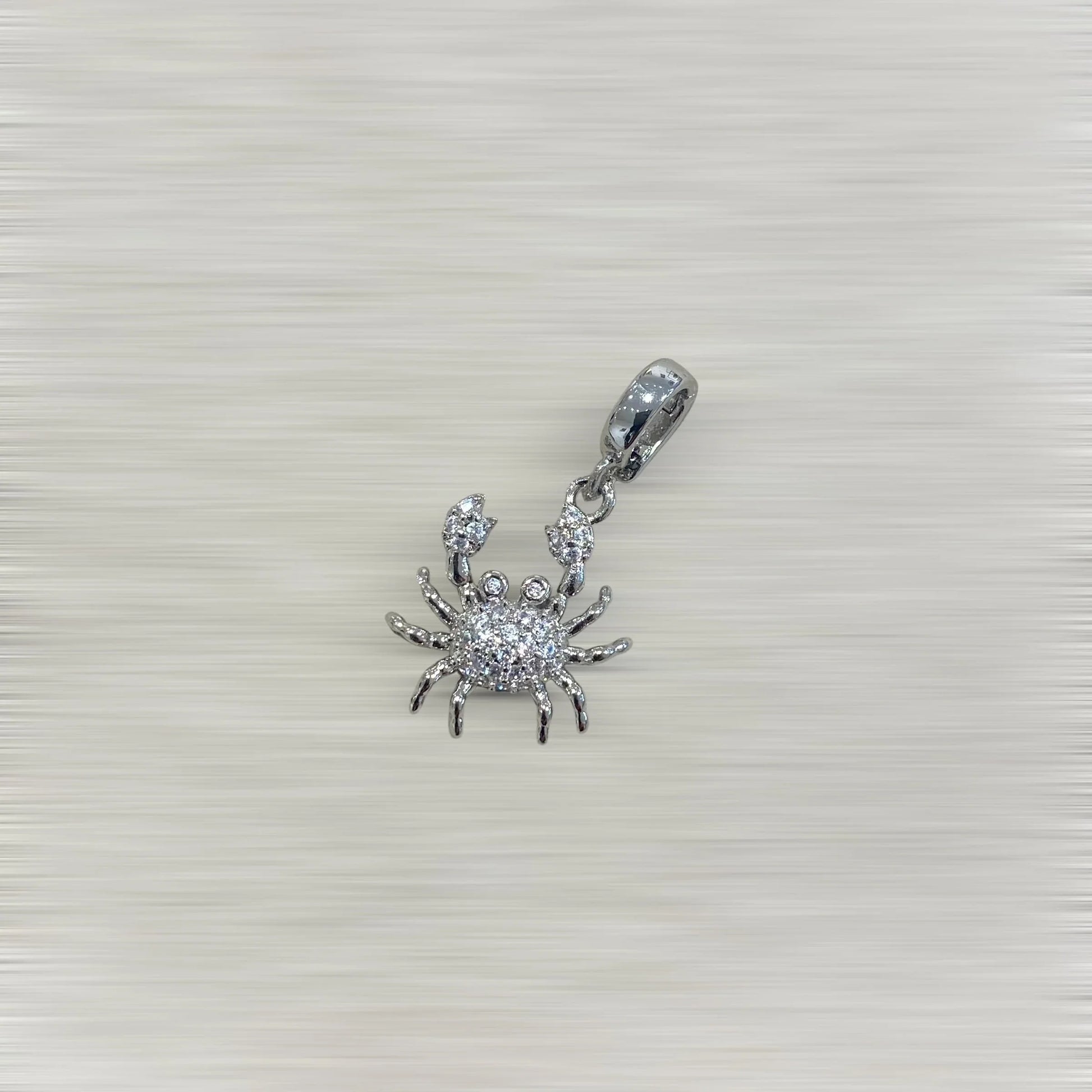 AMULETTE CRABE (argenté / 3 cm) Lèse-Majesté