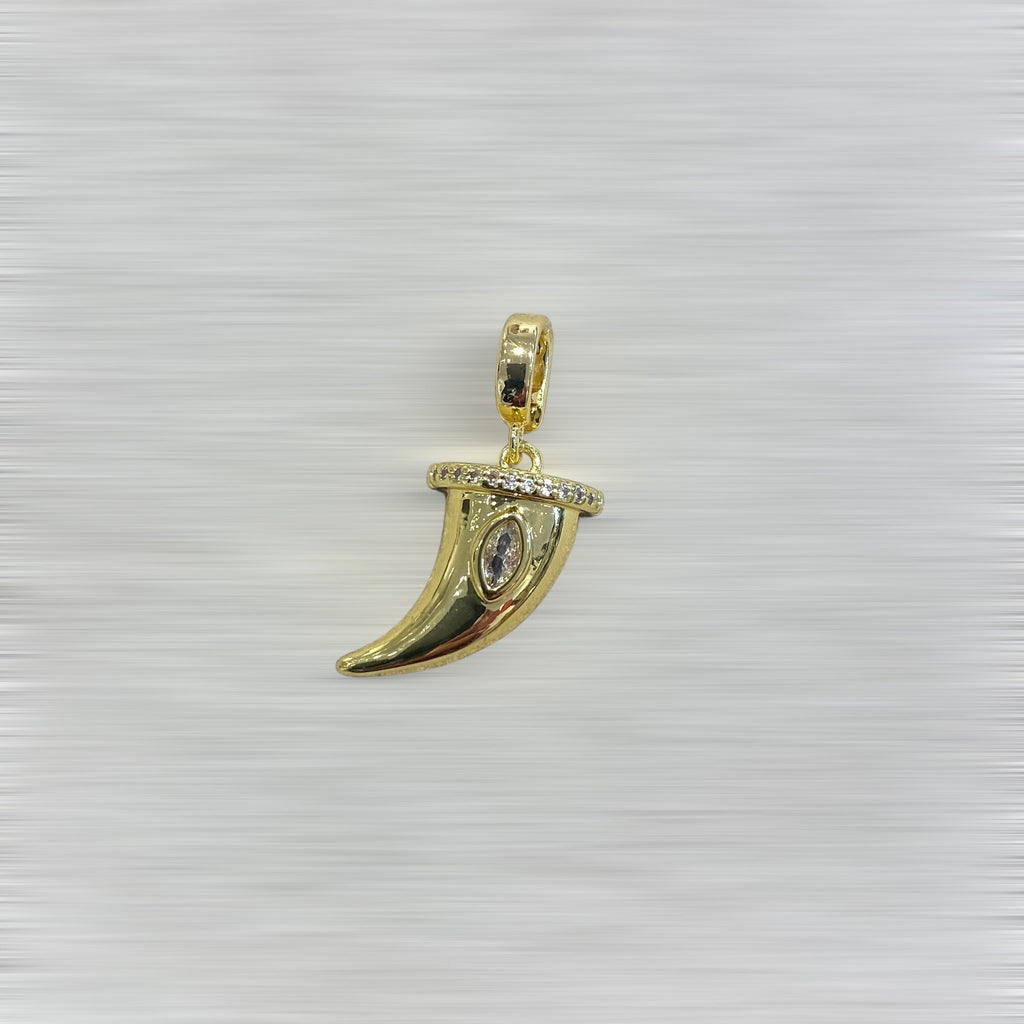 AMULETTE GRIFFE – 4 CM (Doré) LÈSE-MAJESTÉ