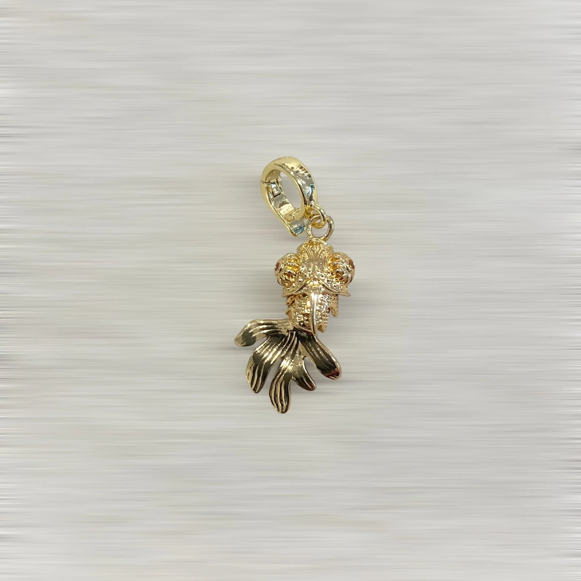 AMULETTE POISSON ÉQUILIBRE (doré / petit 3 cm) Lèse-Majesté