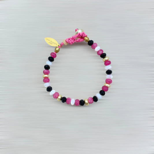 BRACELET ÉLIXIR (calcédoine & agate & nacre / rose vif & noir & blanc) – 20 CM Lèse-Majesté