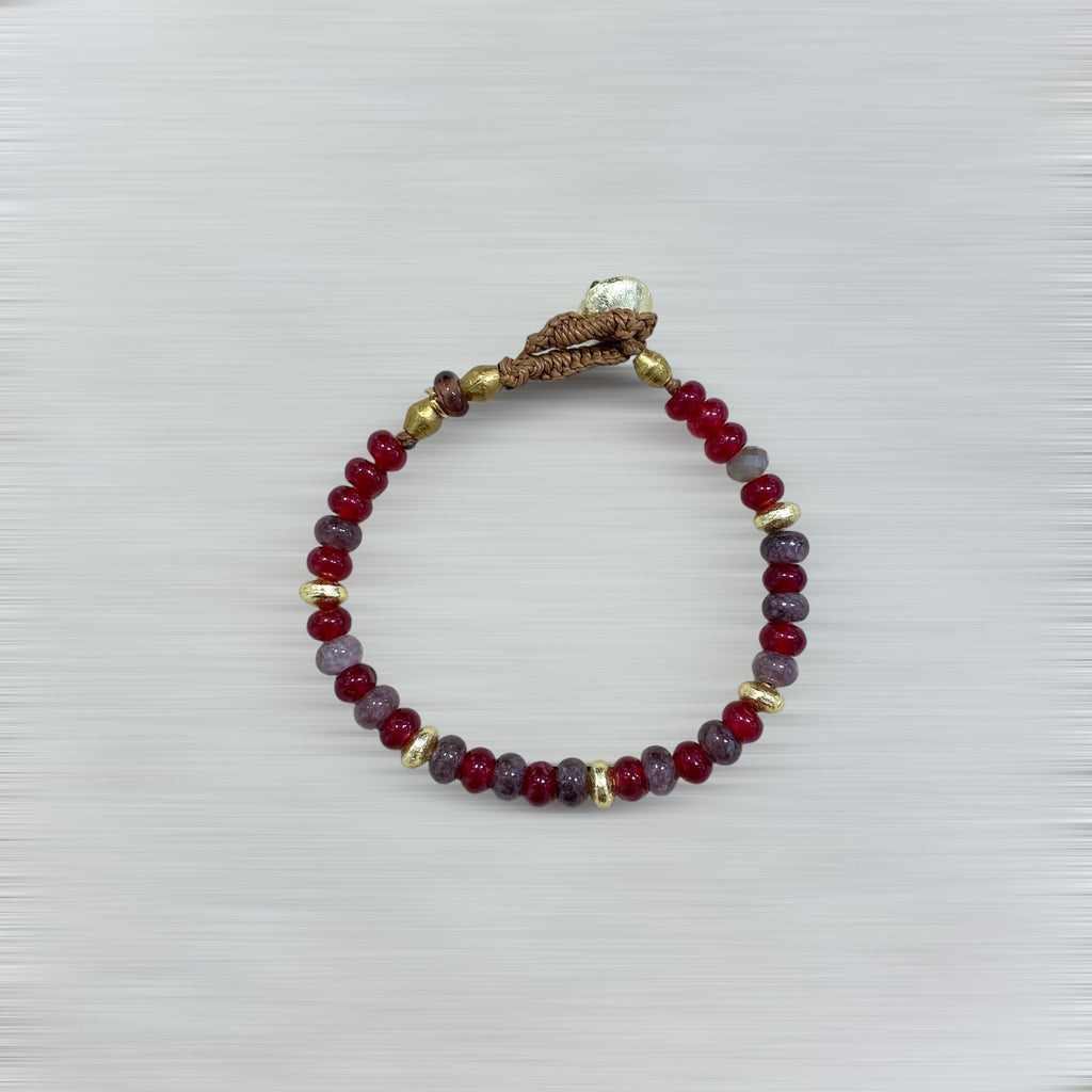 BRACELET ÉLIXIR (aventurine & sodalite / bleu jean & rouge) – 20 CM Lèse-Majesté