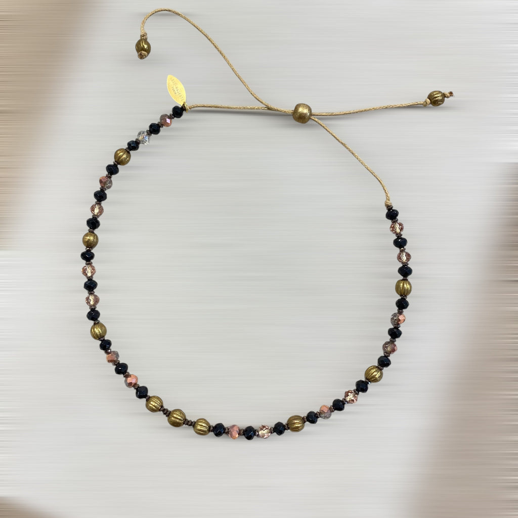 COLLIER CORDON NOMADE GRENADE (agate & cristal / noir & nude) – AJUSTABLE Lèse-Majesté