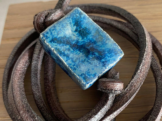 Bracelet cuir & céramique marron/bleu Chic le Freak