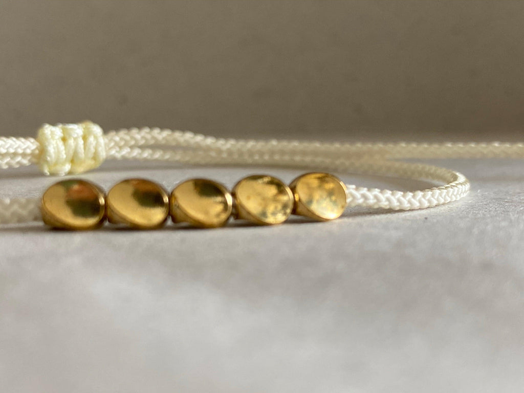 Bracelet tibétain 5 perles - Blanc LESE-MAJESTE