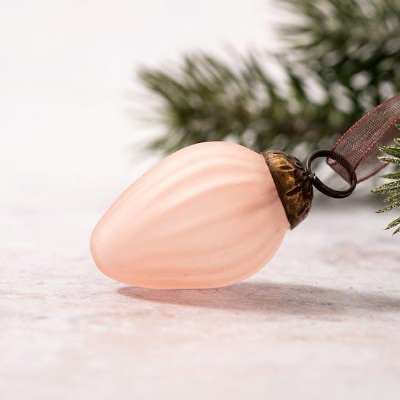 Petite pomme de pin en verre givré rose 1" BOLLYWOOD CHRISTMAS