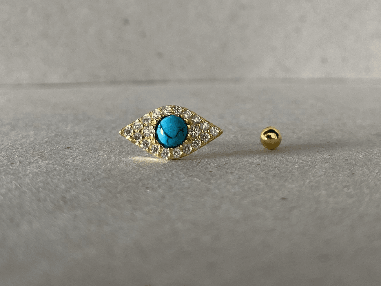 PIERCING OREILLE Nazar - Lagoon - Or LESE-MAJESTE